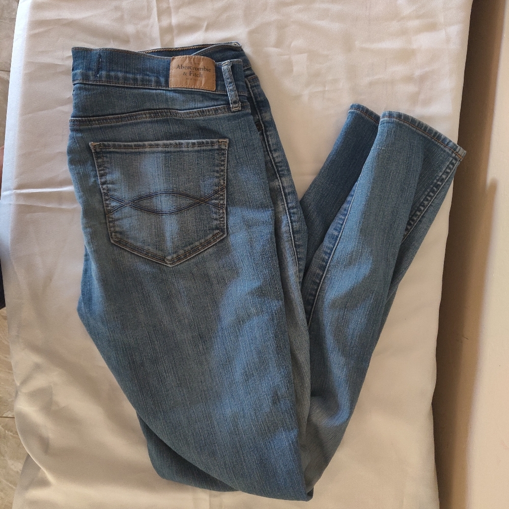 Abercrombie & Fitch Skinny Jeans